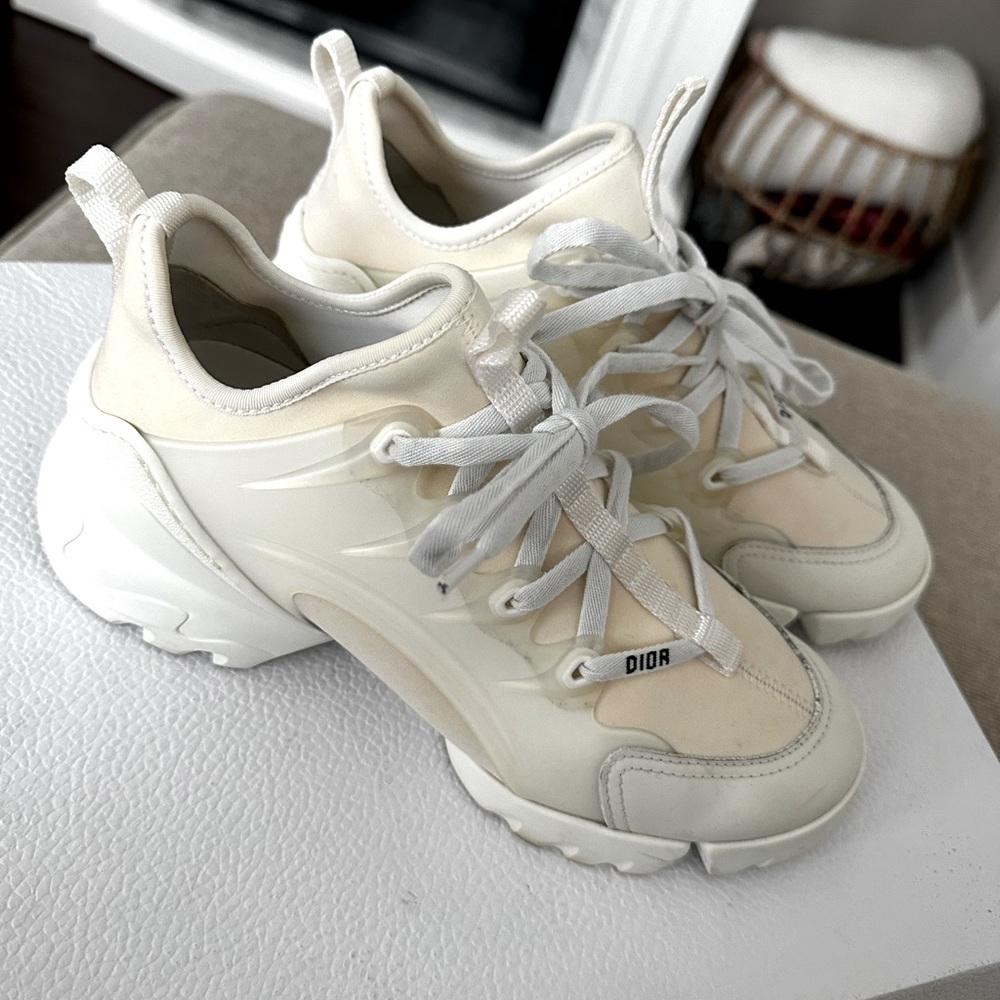 DIOR SNEAKERS